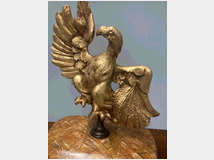 5045914 scultura Aquila in
