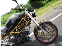 5064199 DUCATI Monster 900