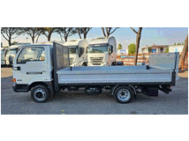 5167703 Camion NISSAN 