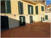 Appartamento mq230 buono