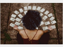 Laura cartomante ritualista