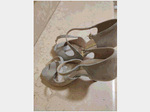 5389859 scarpa con tacco