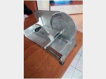 Affettatrice usata poco in ottime condizioni