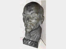 5405300 di lenin anno
