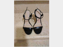 Vendo scarpa con tacco zara woman, misura nÂ° 37