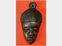 5407225 tribale africana