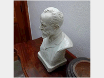 5408466 antico del famoso