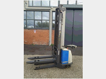 5424475 carrello elevatoreper scaffalature