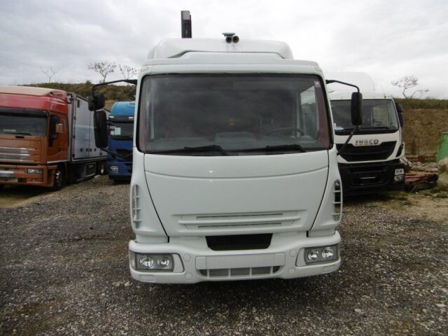 5298398  Camion IVECO