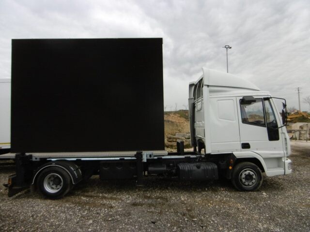 5298399  Camion IVECO