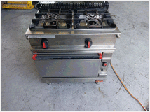 cucine-professionali-armadi-refrigerati-banchi 
