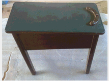 sgabello-cassetta-lustrascarpe-antico-con 