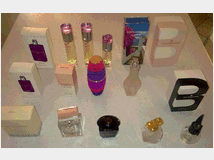 bottiglie-di-profumi-vuote-delle 