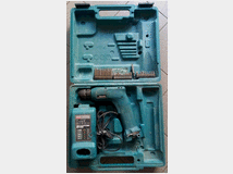 makita-avvitatore-modello-6018d-completo 