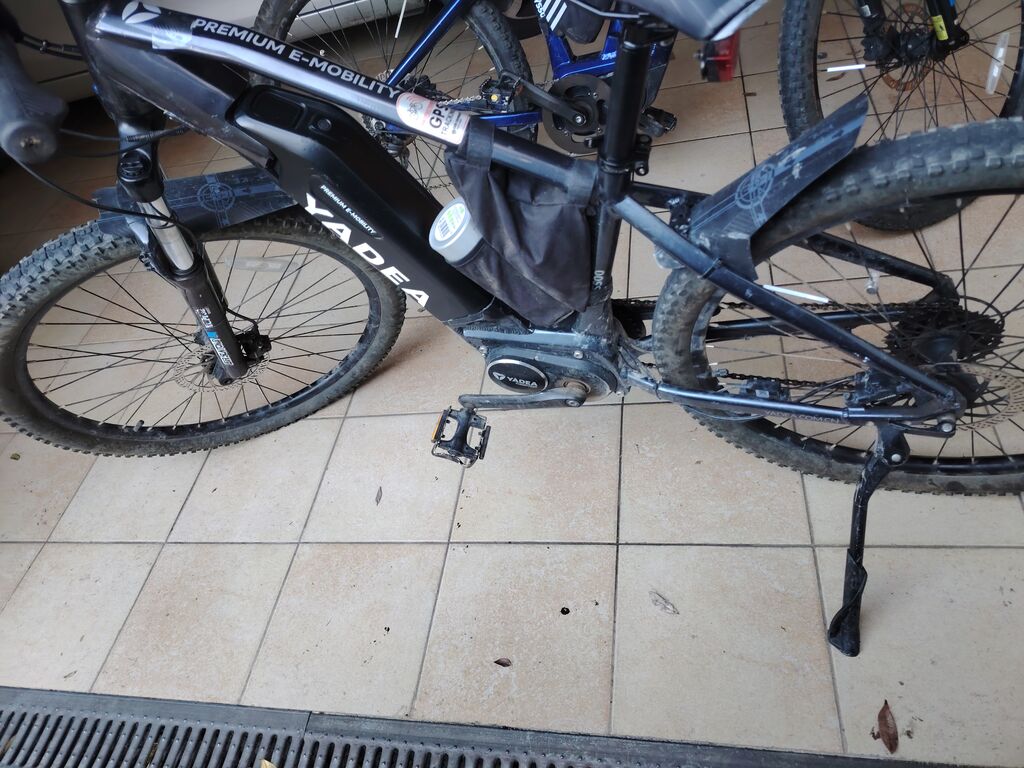 5403743 2 biciclette elettriche