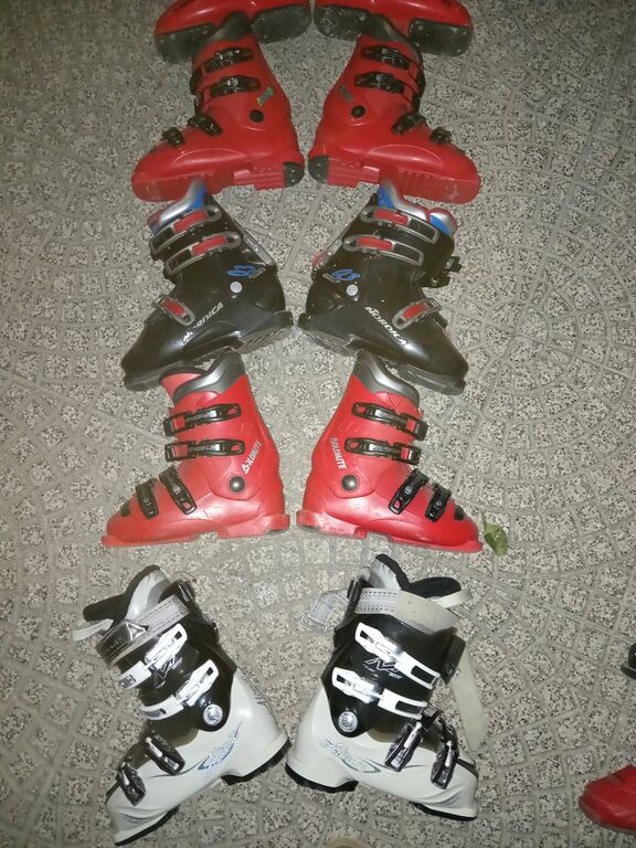 5353040 Abbigliamento e attrezzatura da