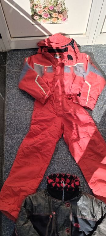 5404054 Abbigliamento e attrezzatura da