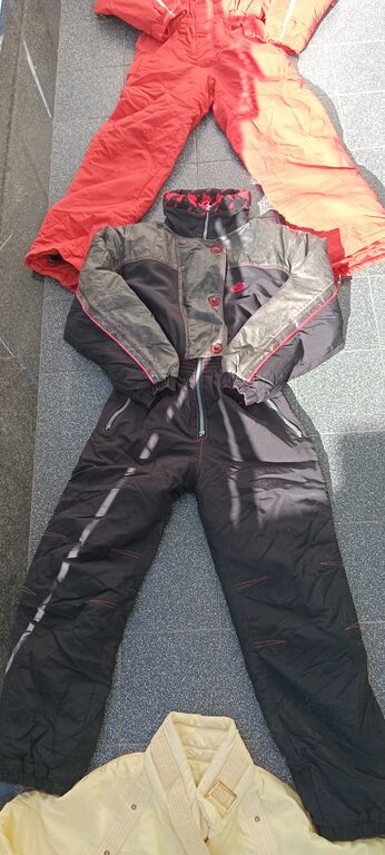 5404055 Abbigliamento e attrezzatura da
