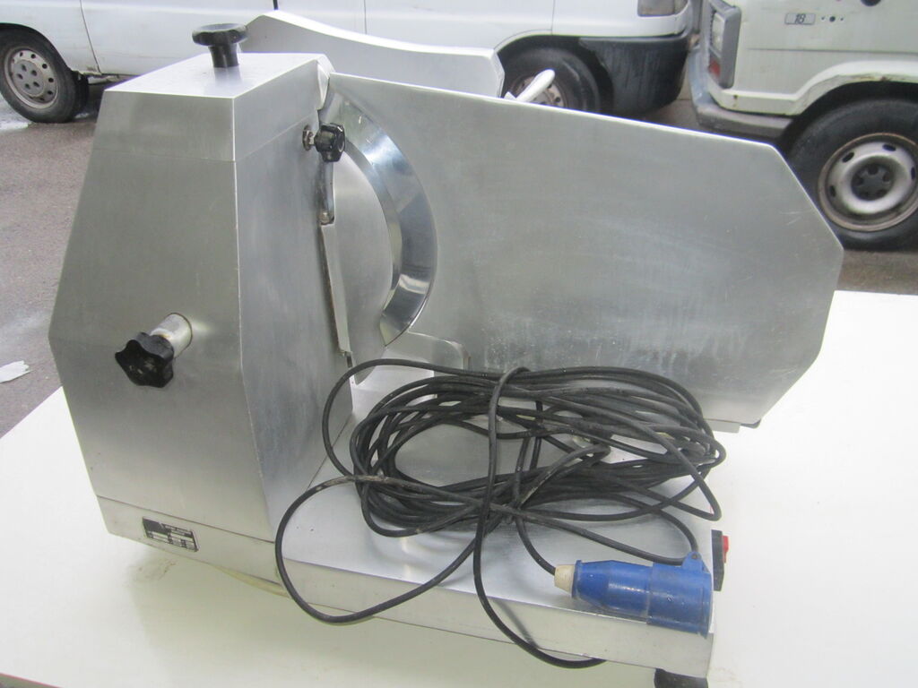5402761 Affettatrice professionale arsa