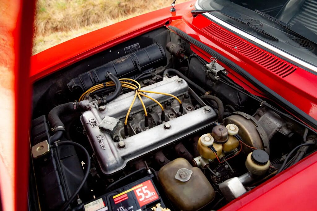 5391074  ALFA ROMEO GTV 2000