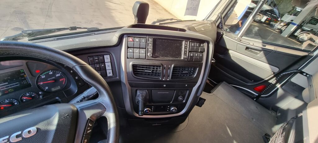 5406212  Altro IVECO