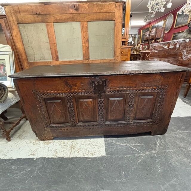5404447 Antica cassapanca cassone xvii
