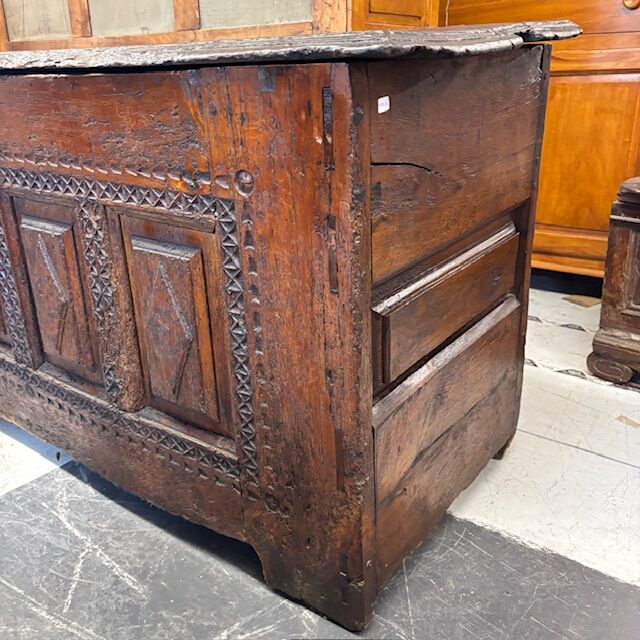 5404448 Antica cassapanca cassone xvii