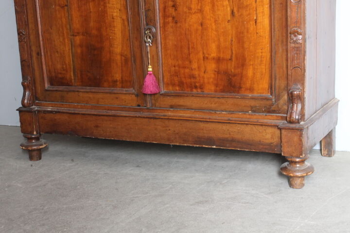5347684 Antica credenza piattaia l.