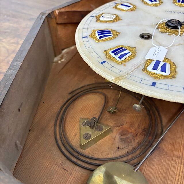 5348602 Antico orologio da parete