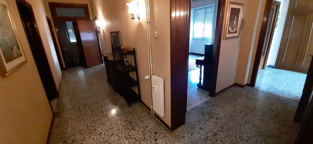 5407461  appartamento mq150 Buono