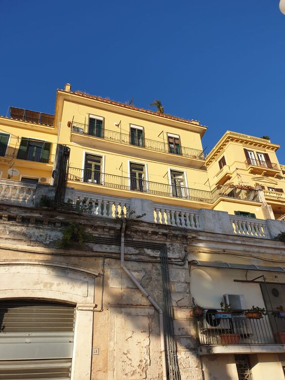 5355014  appartamento mq230 Buono