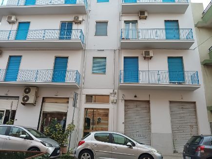 5365174  appartamento mq90 Buono