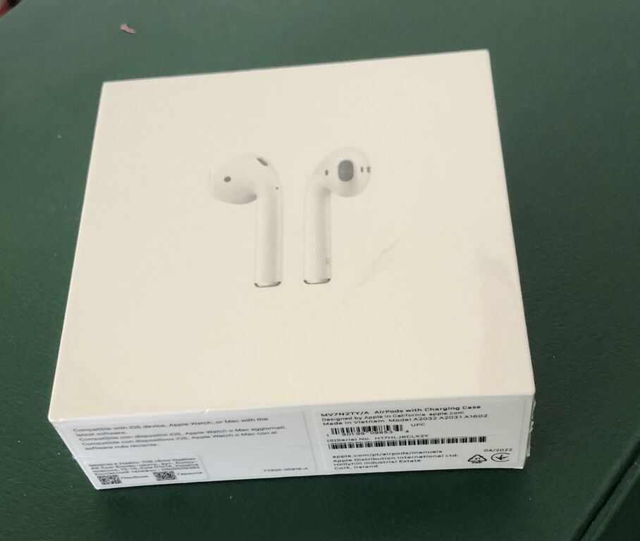 4986196 Apple AirPods