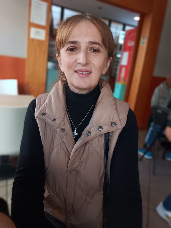 5407813 Assistenza anziani convivente.