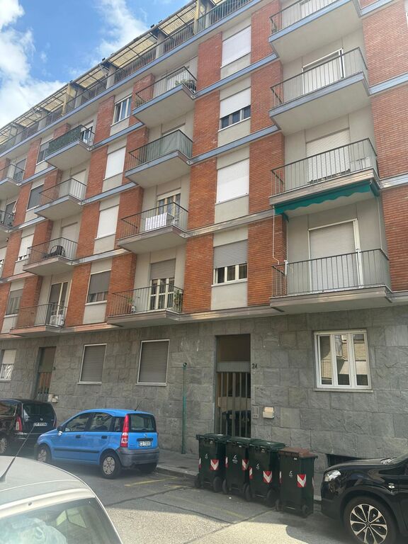 5405764  attico mq69 Ristrutturato