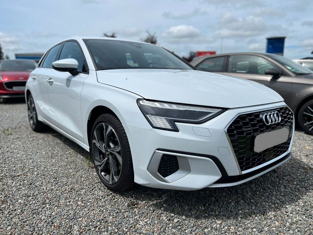5397187  AUDI A3 Sportback e-tron 40