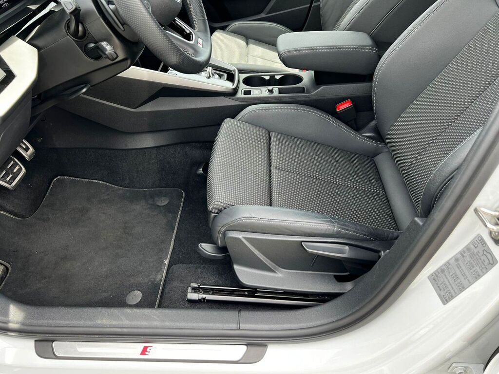 5397190  AUDI A3 Sportback e-tron 40