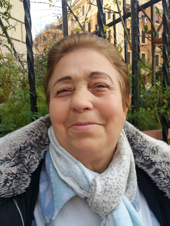 5403953 Badante ucraina  assisto anziani