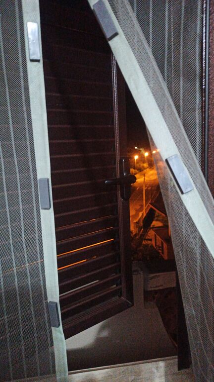 5391186 Balcone finestra persiana in