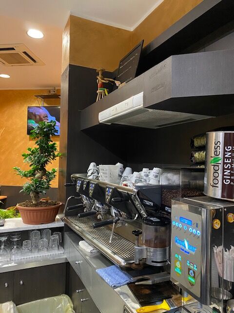 5351383 Bar in  z. washington