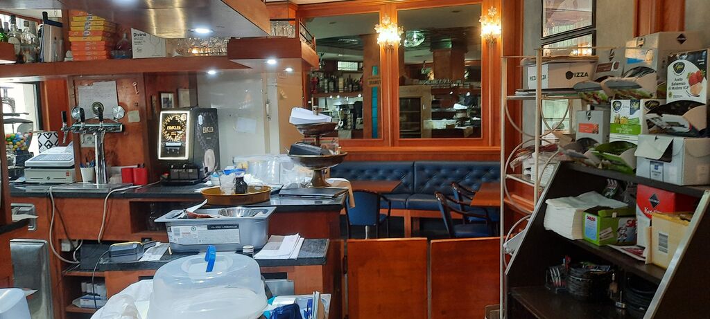 5365335 Bar ristorante a cesano boscone
