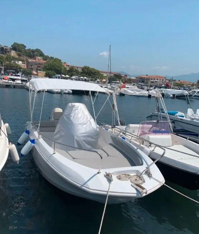 5362332  barca a motoreZONA NEUTRA