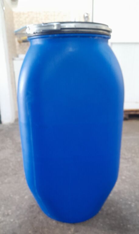 5351448 Bidoni in plastica