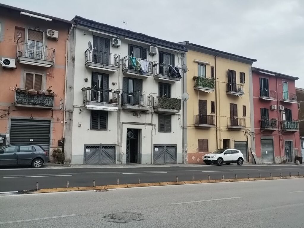 5355976  bilocale mq55 Buono