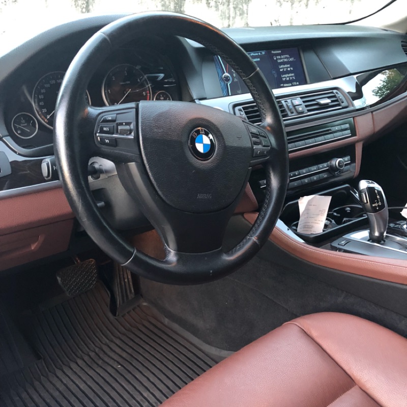 3769292  BMW 520 Touring Business