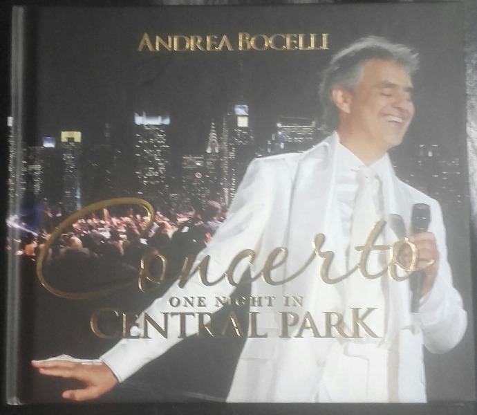 4911769 Bocelli one night at central