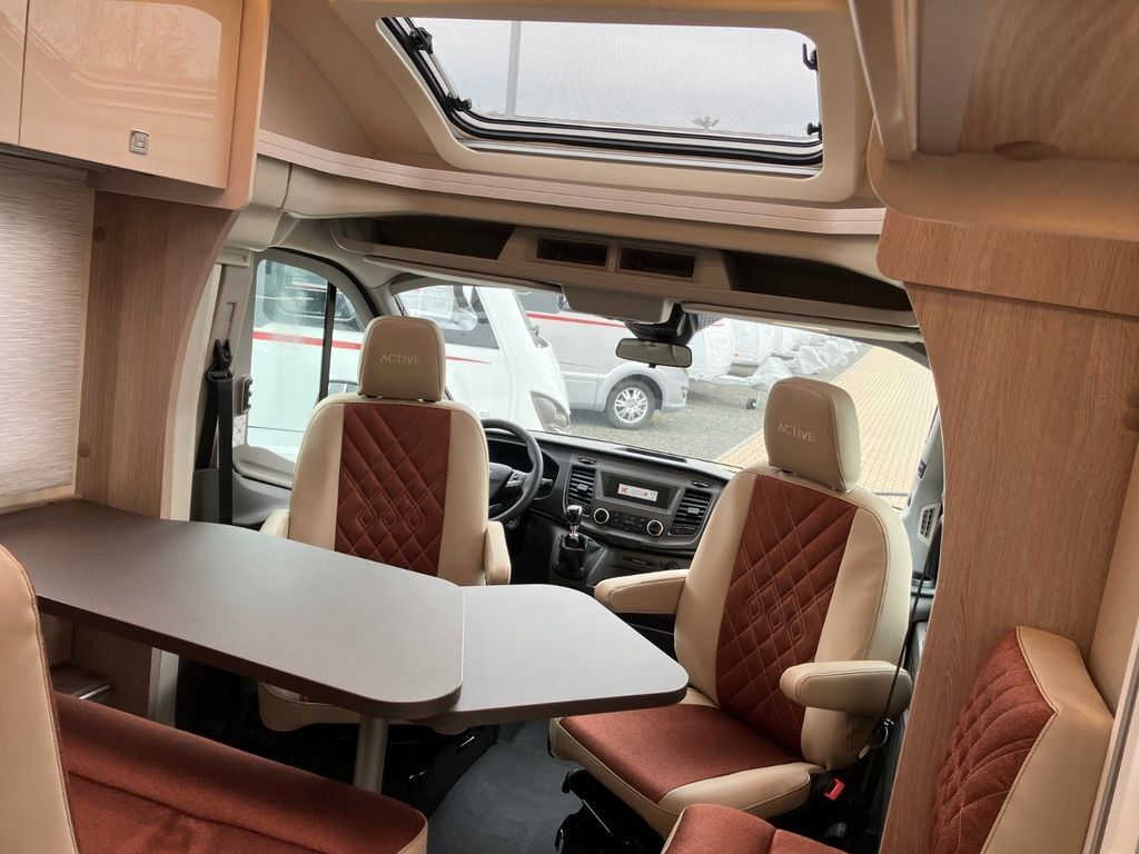 5354276  BüRSTNER Bürstner Lineo T