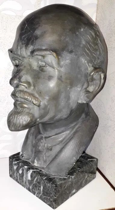 5405297 Busto di lenin anno 1920 altezza