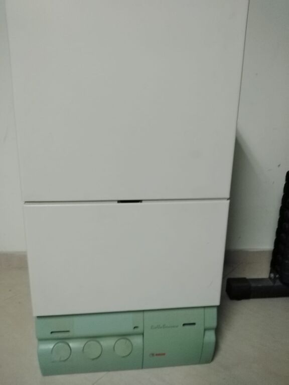 5383837 Caldaia a metano riello