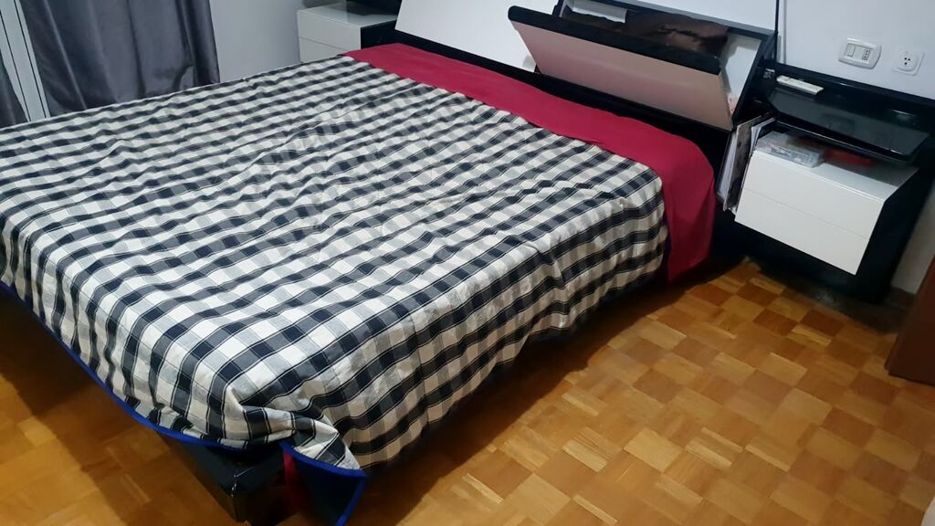 5353954 Camera da letto laccata –